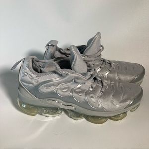 Nike Air Vapermax Plus US 8